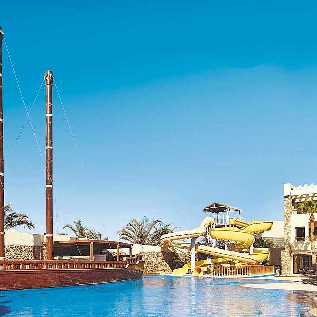 Kinderpool mit Rutschen 