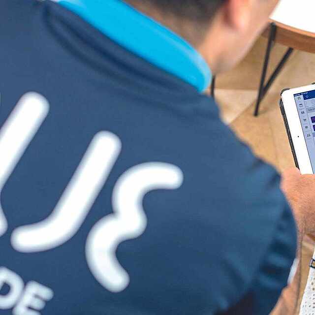 BLUE® Guide & BLUE® App