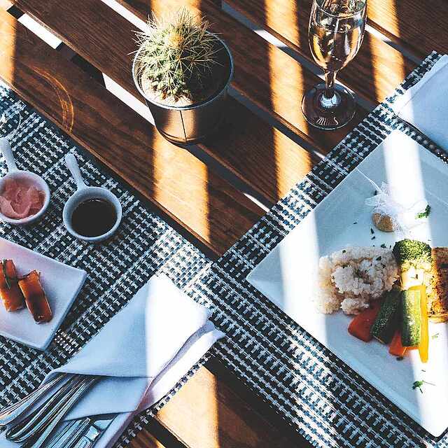 Internationale und regionale Speisen