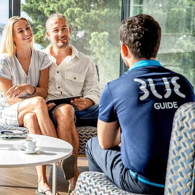 TUI BLUE Guide berät Urlauber